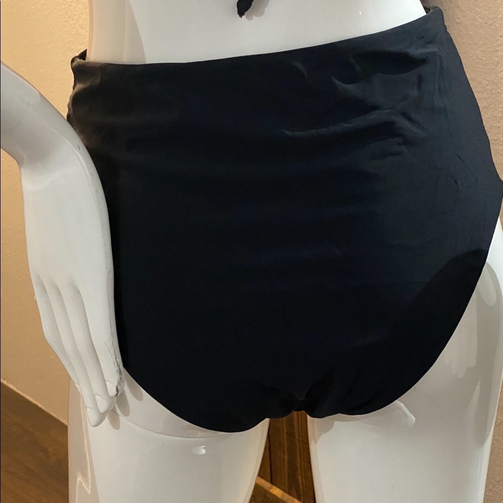 Black tankini set - Picture 9 of 11